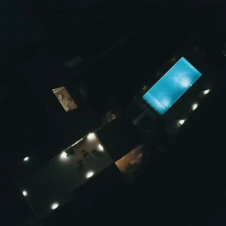 Draga Paradise Pool In Split ヴィラ ソリン