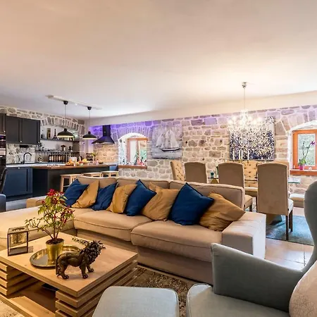 Villa Draga Paradise Pool In Split Solin